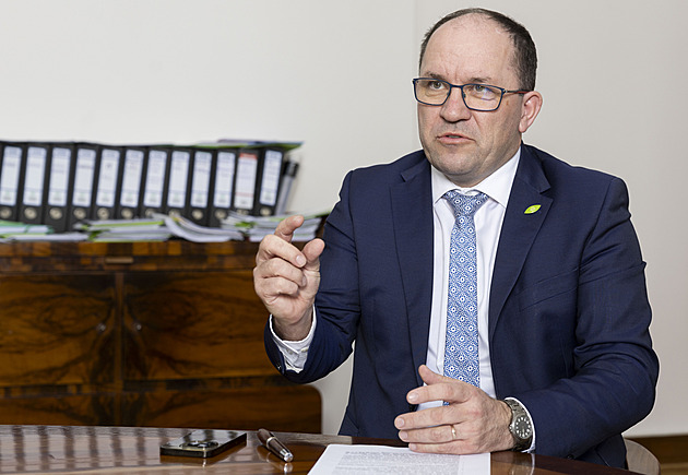 Výborný: Už nemáme nejdražší potraviny v EU, až na výjimky šly ceny z loňska dolů