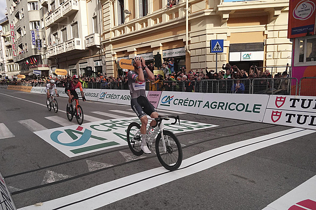 Pod 9 minut? Jinak nevyhraju. Pogačar se na San Remu opět pokusí o nemožný útok