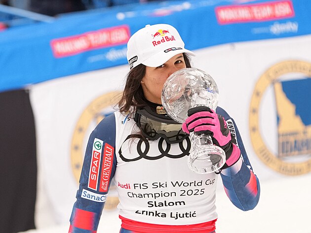 Chorvatsk� ly�a�ka Zrinka Ljuti�ov� z�skala mal� gl�bus za slalom Sv�tov�ho...