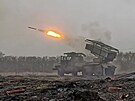 Ruský raketomet Grad pálí na pozice ukrajinské armády. (20. bezna 2025)