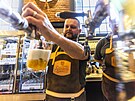 Brnnský pivovar Starobrno slavnostn poktil svj nový leák, nazvaný tatl...