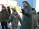 Americký viceprezident J. D. Vance se svou enou Ushou dorazil na americkou...