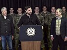 Americký viceprezident J. D. Vance dorazil na americkou základnu Pituffik v...