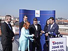 Politici SPD, Svobodných, Trikolory a PRO podepsali memorandum o spolupráci pro...