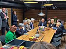 Prezident Petr Pavel a jeho cho pijeli do Plzn. Jejich první kroky vedly do...