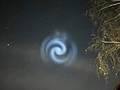 Spirálová mlhovina z rakety Falcon 9 k vid�ní na obloze z mnoha míst, nap�íklad...