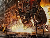 "Pro industriální fotografie? Asi proto, e iji ve mst, kterému dominují...