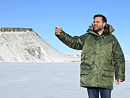 Americký viceprezident J. D. Vance dorazil na americkou základnu Pituffik v...