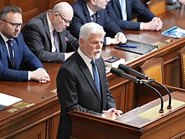 Prezident Petr Pavel pi vystoupení ped poslanci k obran eské republiky (26....