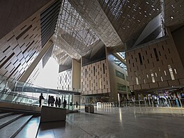 Stavba komplexu, který navrhla irská firma Heneghan Peng Architects, za�ala u�...