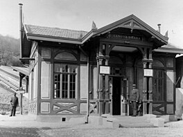 Dolní stanice nejstar�í pet�ínské lanovky z roku 1891