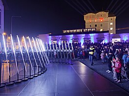 Oblíbený festival sv�tla BLIK BLIK v Plzni. Tisíce lidí se vydaly na trasu od...