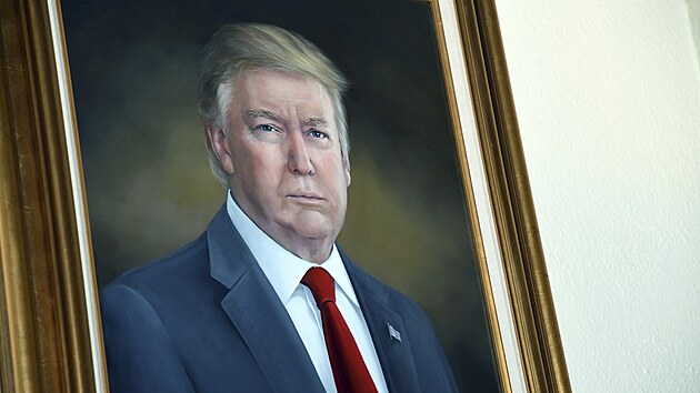 Portrt prezidenta Donalda Trumpa v coloradskm Kapitolu po slavnostnm odhalen (1. srpna 2019)