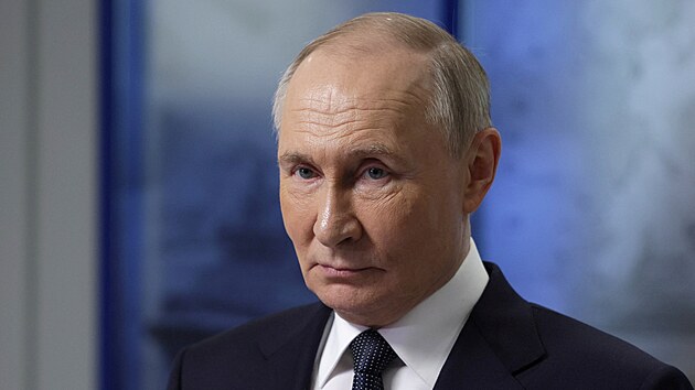 Vladimir Putin nav�t�vil Murmansk. (27. b�ezna 2025)