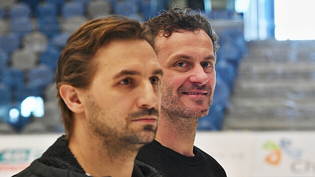 Viktor H�bl (vpravo) a Franti�ek Luke�, hokejov� legendy ukon�ily kari�ru.