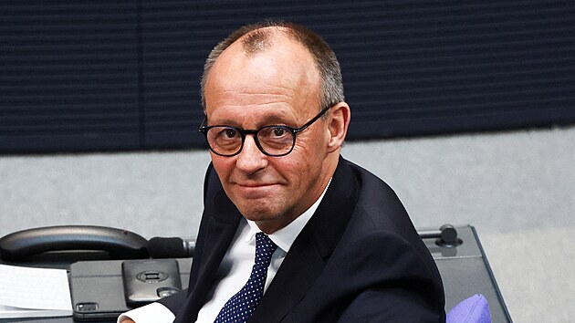 P��t� kancl��. Merz m� probl�m prosadit volebn� sliby.