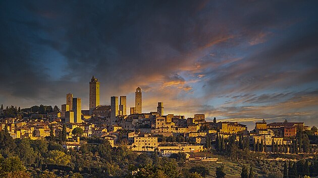 San Gimignano v Tosknsku nen pamtkou UNESCO nadarmo. Msto s jednotnou...