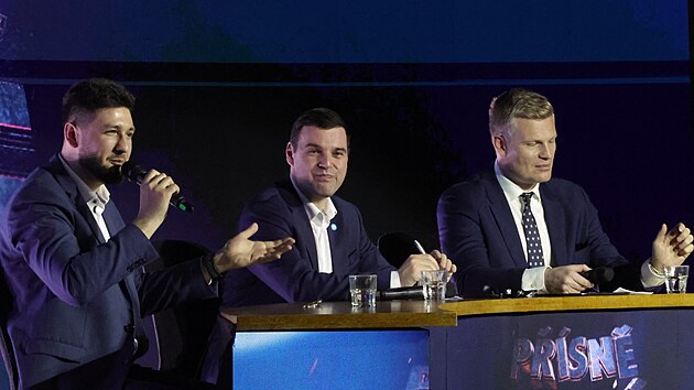 Na oslav� osmi let televize XTV vystoupil i europoslanec Filip Turek a Petr Macinka. Zab�vali se probl�my Evropsk� unie. (22. b�ezna 2025)