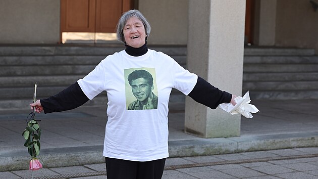 Posledn� rozlou�en� s Josefem Z�mou v pra�sk�ch Stra�nic�ch (21. b�ezna 2025)