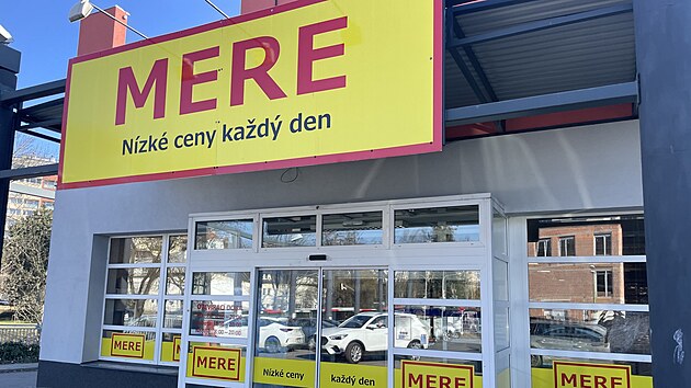 Prodejna Mere v P�íbrami. (20. b�ezna 2025)