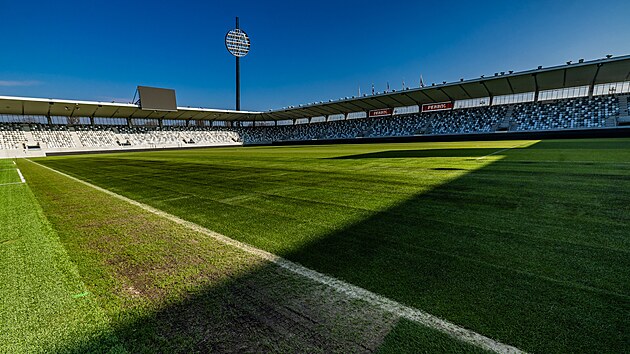 FC Hradec vymnil ptinu trvnku tsn ped zpasem kvalifikace mistrovstv svta s Faerskmi ostrovy.