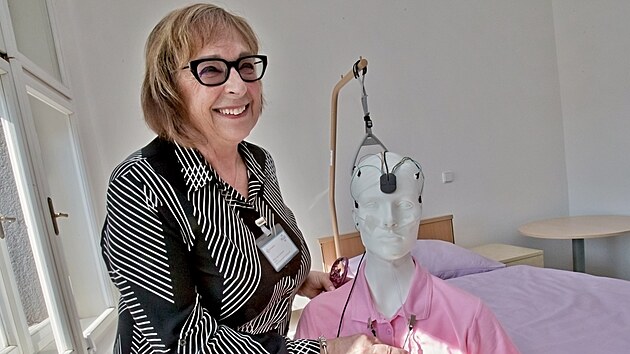 Spnkov laborato EUC kliniky v Plzni na Denisov nbe. Na snmku vedouc lkaka pracovit Jana Vyskoilov. (21. bezna 2025)