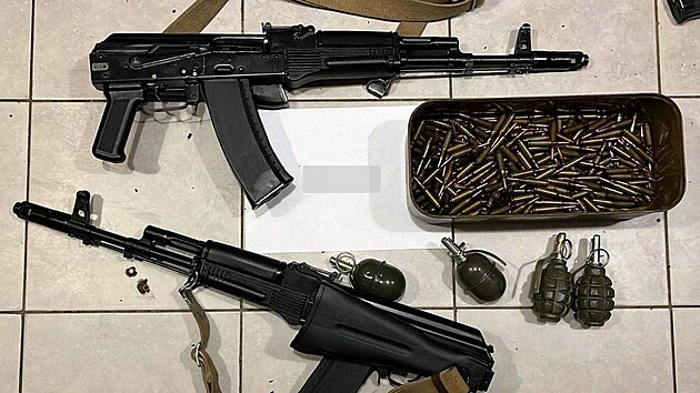 Polsko mohou po válce zaplavit pašované zbraně z Ukrajiny. Připravuje opatření