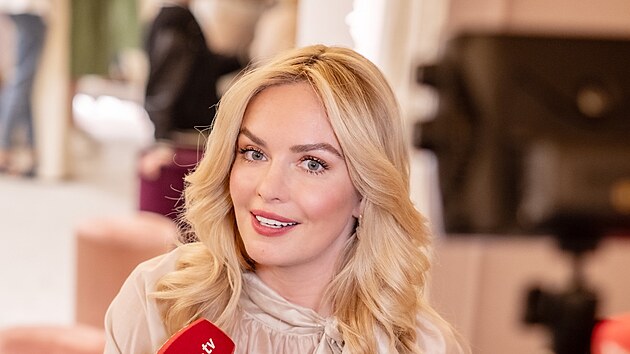 Lidskoprávní organizace apelují na Babiše: Zrušte jmenování Kuchařové či Kříže
