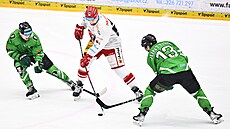 Momentka z �estého �tvrtfinálového souboje mezi Boleslaví (zelená) a Hradcem.