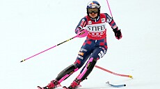 Chorvatská ly�a�ka Zrinka Ljuti�ová b�hem prvního kola slalomu v Sun Valley.