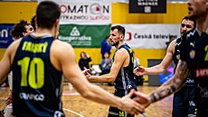 Jakub iina z Opavy ped zápasem s Olomouckem.
