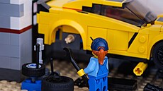 Výmna pneumatik se ve spolenosti Lego netýká profilu, ale materiálu....