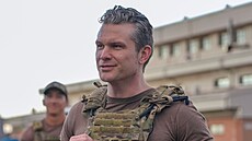 Americký ministr obrany Pete Hegseth bhem návtvy základny Pearl...