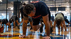 Americký ministr obrany Pete Hegseth b�hem náv�t�vy Havaje (27. b�ezna 2025)