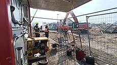 Po pond�lním výbuchu plynu, který zna�n� po�kodil statiku domu, musela být...