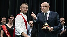 Finále 32. ro�níku ankety Zlatý Ámos o nejoblíben�j�ího u�itele. Vít�zem se...