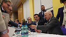 Bývali prezidenti Milo Zeman a Václav Klaus na oslav osmi let televize XTV....