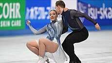 Momentka z volného tance Natálie a Filipa Taschlerových.