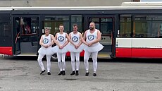 �idi�i dopravního podniku se p�edstavují jako bale�áci