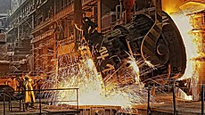 "Pro industriální fotografie? Asi proto, e iji ve mst, kterému dominují...