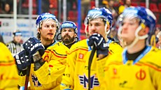 Hokejisté �eských Bud�jovic smutní po vy�azení ve �tvrtfinále, Milan Gula� po...