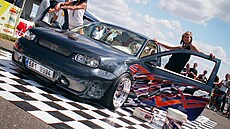 Tuningový sraz Car Wars na leti�ti v Panenském Týnci v letech 2006 a� 2009
