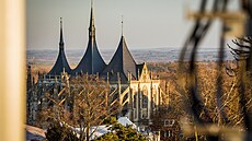 Kutná Hora, pohled na st�edov�kou perlu od základnových stanic Cetinu a O2