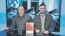 Jan Vajskebr a Jan Zumr pracovali na knize o protektorátních gestapácích sedm...