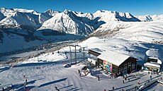 Kvalita sh�hového podkladu bývá pevná �asto i do odpoledních hodin.