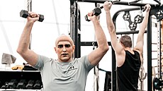 Zákulisí Cirque de Soleil. Do pedstavení jet zbývá nkolik hodin, nkteí z...