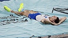 Zklamaný vý�ka� Jan �tefela na halovém mistrovství sv�ta v �ínském Nankingu.