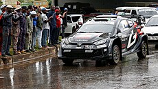 Elfyn Evans p�ed startem ke�ské Safari rallye