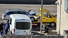 Dopravní nehoda osobního auta a motorky zkomplikovala dopravu na sedmém...