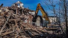 Hradecký Holubí d�m jde k zemi. (10. b�ezna 2025)